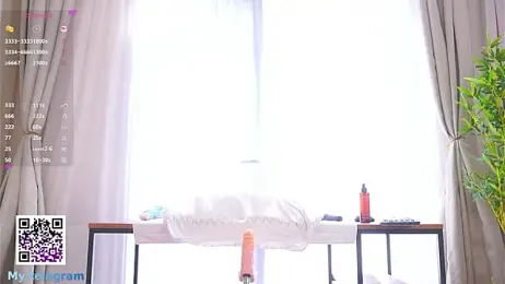 LynBardon — Stripchat recorded stream screenshot (17 Apr 2026)