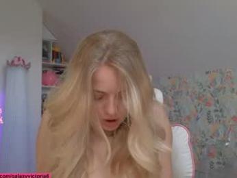 brilliantvictoria — Chaturbate recorded stream image, 17.04.2026 09:50