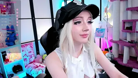 MilkyCute — Stripchat recorded stream image, 17.04.2026 19:10