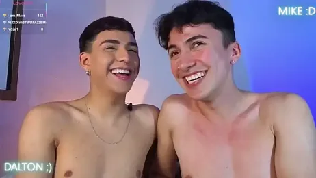 Mike_Benelli — Stripchat recorded stream image, 17.04.2026 20:10