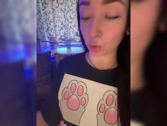 _dashulka_ — Bongacams recorded stream screenshot (18 Apr 2026)