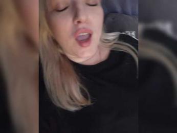 Tanysha-1 — Bongacams recorded stream image, 19.04.2026 03:50