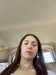 DollyTall — Stripchat recorded stream screenshot (19 Apr 2026)