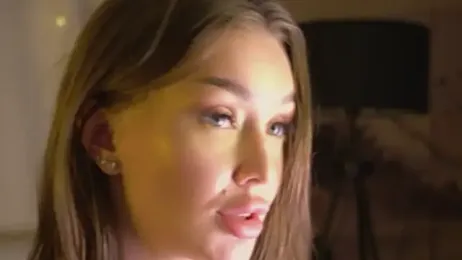 AnnyBangs — Stripchat recorded stream image, 19.04.2026 09:10