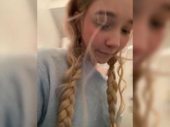 MimiMila — Bongacams recorded stream image, 19.04.2026 17:40