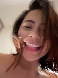 Aryrosee — Stripchat recorded stream image, 19.04.2026 21:10