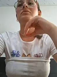 Ary-18 — Stripchat recorded stream image, 20.04.2026 14:00