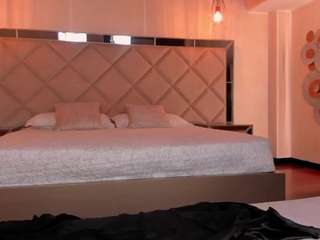 meganwest — Camsoda recorded stream screenshot (20 Apr 2026)