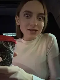 -AngelAri- — Stripchat recorded stream image, 01.02.2025 20:00