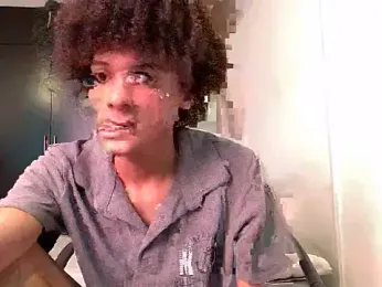 Max_Rain — Stripchat recorded stream image, 21.04.2026 12:10