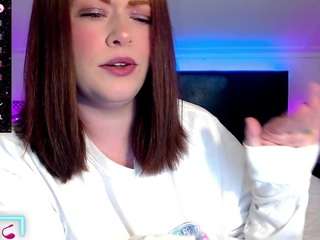 crystalcream — Camsoda recorded stream image, 21.04.2026 17:30