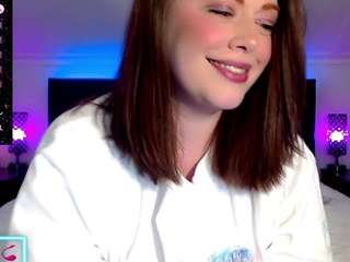 crystalcream — Camsoda recorded stream image, 21.04.2026 17:30