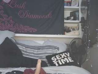 lushdiamondz — Camsoda recorded stream image, 08.03.2025 18:50