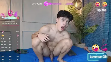 luandy — Stripchat recorded stream image, 22.04.2026 11:50
