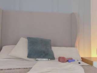 chloedee — Camsoda recorded stream image, 23.04.2026 12:00