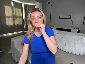 meggsworld — Stripchat recorded stream image, 24.04.2026 11:30
