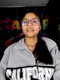 SofieLove_01 — Stripchat recorded stream image, 25.04.2026 06:40