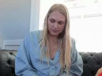 siswet19 — Chaturbate recorded stream image, 25.04.2026 11:30