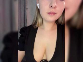 AlinaRay — Bongacams recorded stream image, 25.04.2026 15:10