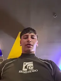 ARON_LUXX — Stripchat recorded stream image, 25.04.2026 16:30