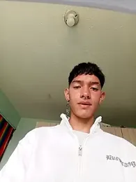 heyy_noah11 — Stripchat recorded stream image, 25.04.2026 18:00