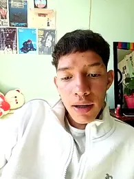 heyy_noah11 — Stripchat recorded stream image, 25.04.2026 18:00