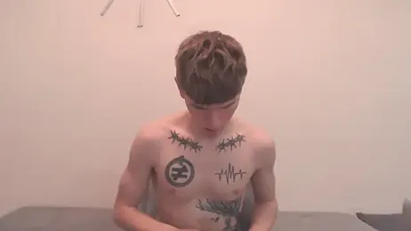 Fredd_Xanders — Stripchat recorded stream image, 25.04.2026 19:40