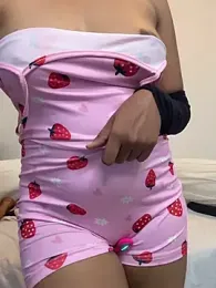 angelwavy — Stripchat recorded stream image, 26.04.2026 01:10