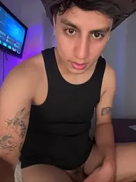 ErosVale — Stripchat recorded stream image, 26.04.2026 03:10