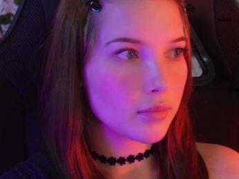 _Q_ — Bongacams recorded stream image, 26.04.2026 06:30