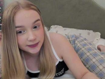 MimiMila — Bongacams recorded stream image, 26.04.2026 13:40
