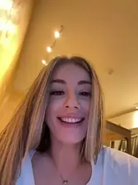 IsabellaEtthan — Stripchat recorded stream image, 01.02.2025 17:30