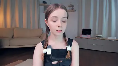 DominikaElis — Stripchat recorded stream image, 26.04.2026 19:10