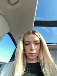 HopeHeaven — Stripchat recorded stream image, 27.04.2026 21:00