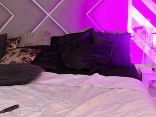 victoriaglam — Camsoda recorded stream image, 27.04.2026 23:30