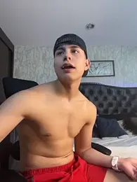 Lander_Cruz — Stripchat recorded stream image, 27.04.2026 20:10