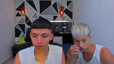 Juan_Nd_Steven — Stripchat recorded stream image, 28.04.2026 21:20