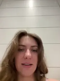 MariiD — Stripchat recorded stream image, 29.04.2026 06:40