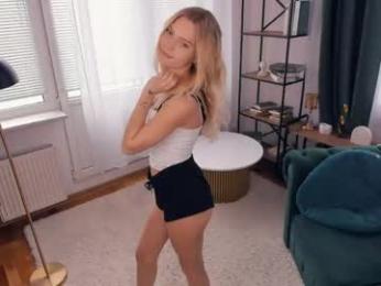 angelinahass — Chaturbate recorded stream image, 29.04.2026 08:20