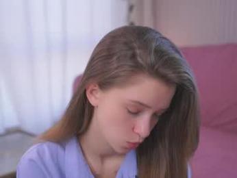 little_poetry — Chaturbate recorded stream image, 09.03.2025 08:10