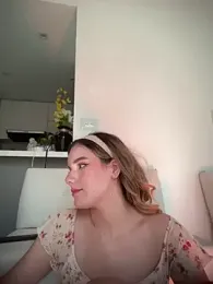 NicoleCut — Stripchat recorded stream image, 01.05.2026 09:20