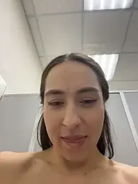 Holly_Play — Stripchat recorded stream image, 01.05.2026 12:10