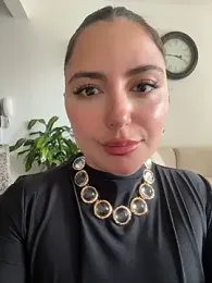 sukhakunis1 — Stripchat recorded stream image, 01.05.2026 18:00