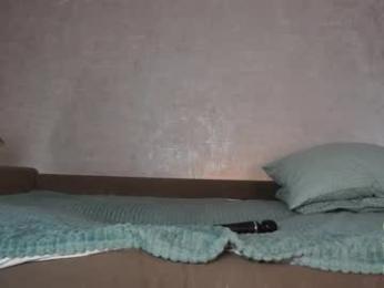 _vi_vi_ — Chaturbate recorded stream image, 01.05.2026 17:00