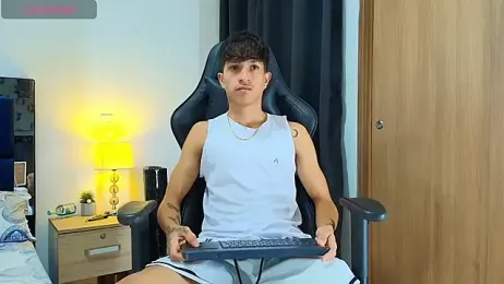 _CamiloBass — Stripchat recorded stream image, 01.05.2026 22:40