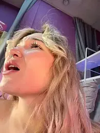 Rimmahottes — Stripchat recorded stream image, 03.05.2026 00:00