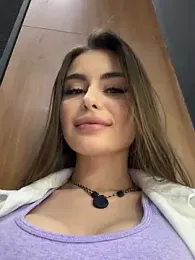 KaylaBray — Stripchat recorded stream image, 03.05.2026 08:00