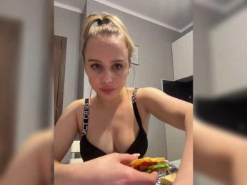 _Katrinka_ — Bongacams recorded stream image, 03.05.2026 17:20