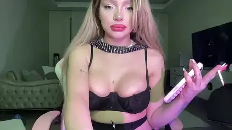 petitebeauty — Stripchat recorded stream image, 03.05.2026 21:00