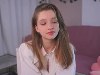 little_poetry — Chaturbate recorded stream image, 09.03.2025 14:20